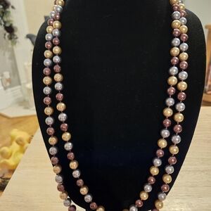 Elegant Multicolor Pearl Necklace